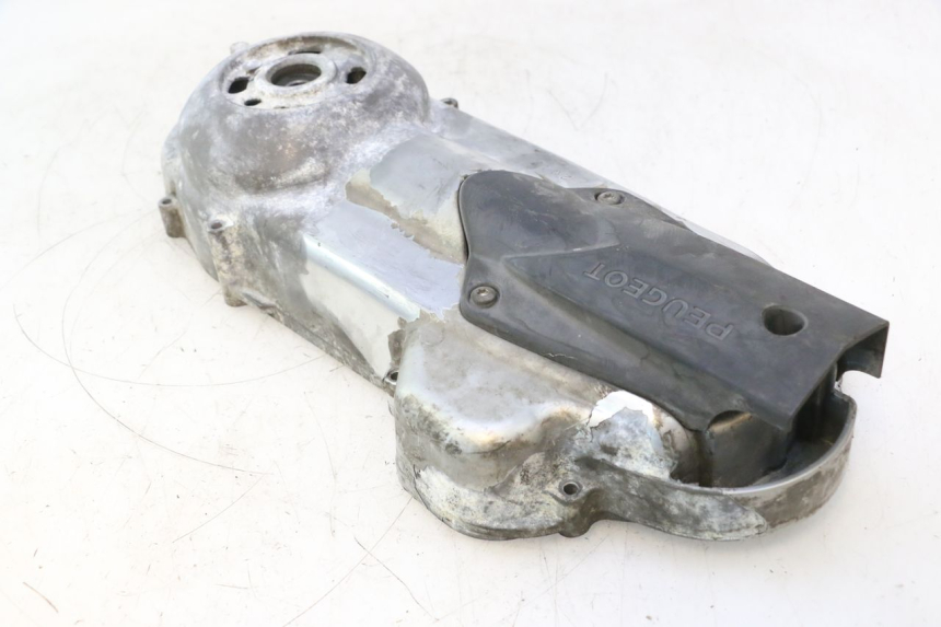photo de VARIATOR COVER PEUGEOT CITYSTAR 125 (2011 - 2017) - Fixing points details