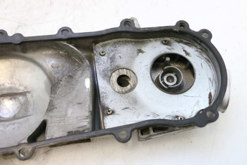 photo de DRIVE BELT COVER SYM GTS EVO 125 (2009 - 2013) - Fixing points details