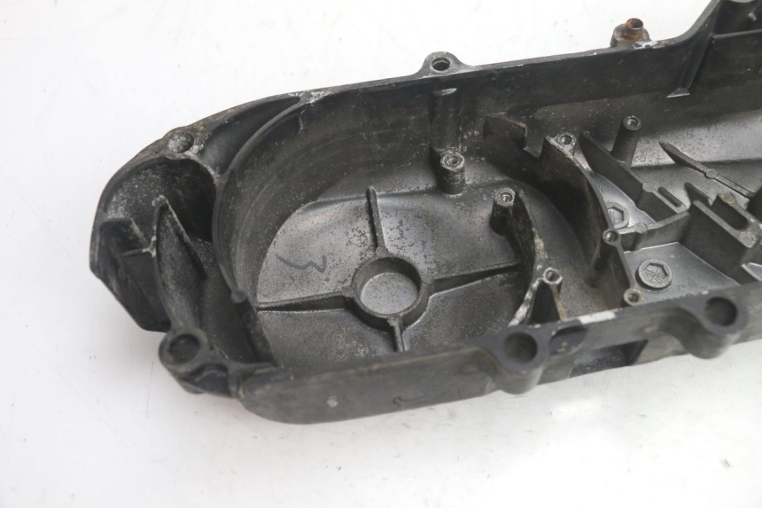 photo de VARIATOR COVER PEUGEOT KISBEE 4T 50 (2018 - 2022) - Fixing points details