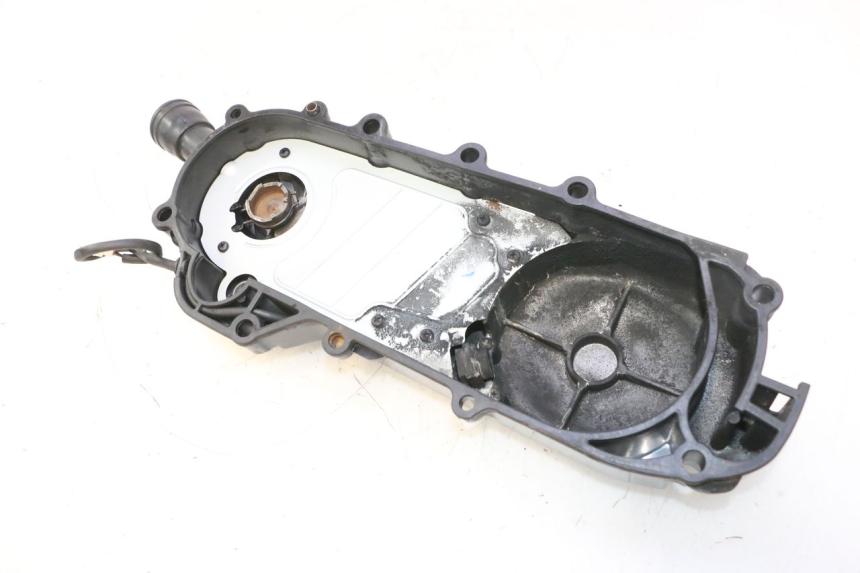 photo de DRIVE BELT COVER PEUGEOT KISBEE 4T 50 (2023 - 2026) - Alternative perspective