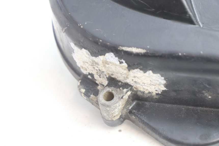 photo de VARIATOR COVER PEUGEOT LUDIX BLASTER 50 (2006 - 2014) - Fixing points details