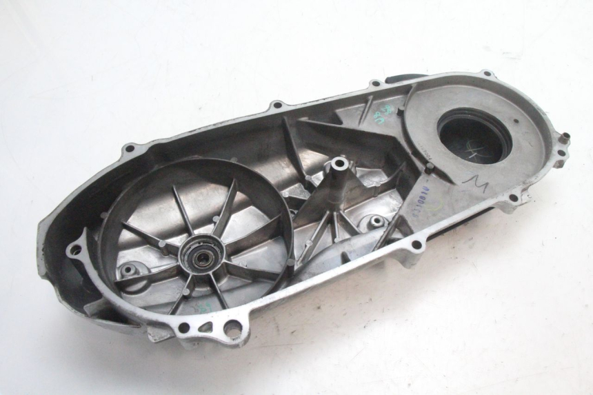 photo de DRIVE BELT COVER HONDA PCX (JF28) 125 (2009 - 2011) - Fixing points details