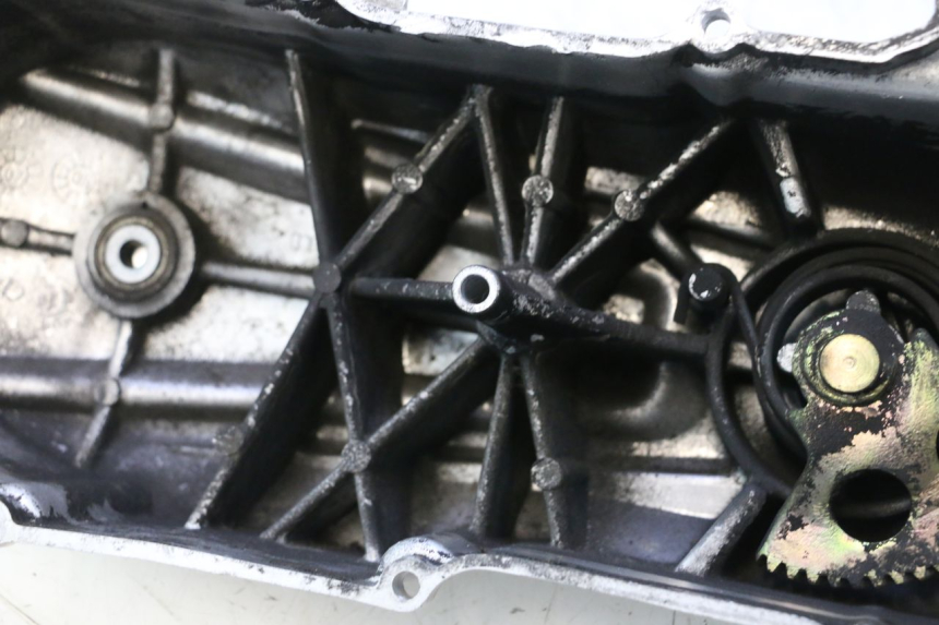 photo de DRIVE BELT COVER RIDE RACE GT 2T 50 (2012 - 2017) - Alternative perspective