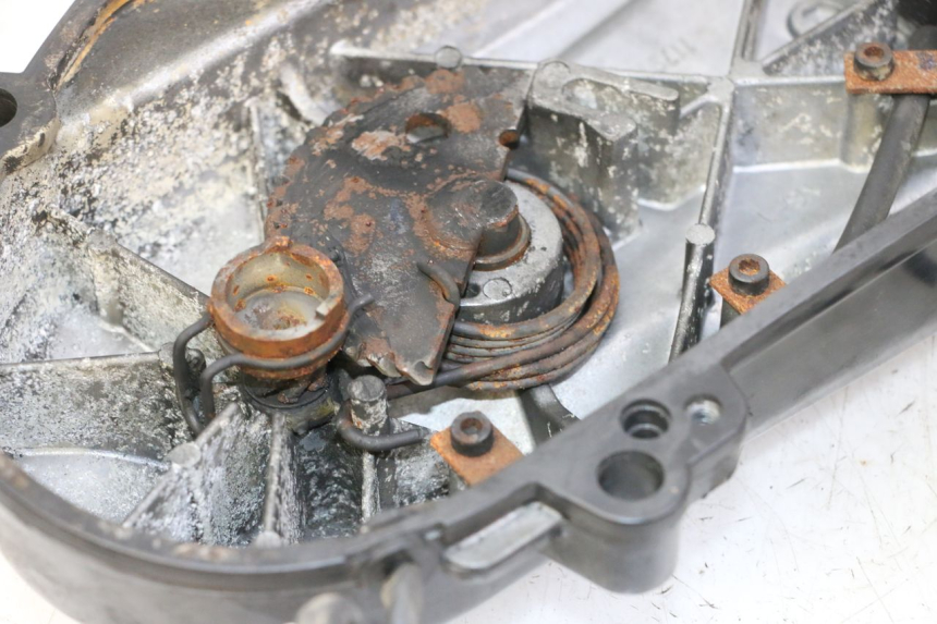 photo de DRIVE BELT COVER PEUGEOT STREETZONE I NAKED 2T 50 (2018 - 2020) - Zoom on usage condition