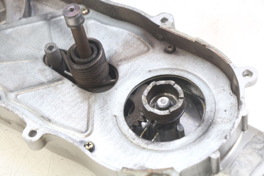 photo de VARIATOR COVER SYM SYMPHONY 125 (2009 - 2015) - Zoom on usage condition