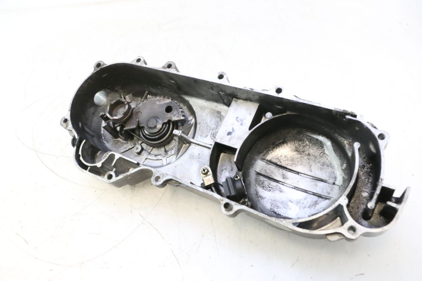 photo de DRIVE BELT COVER BAOTIAN TRAVEL SPIRIT 50 (2010 - 2012) - Technical close-up