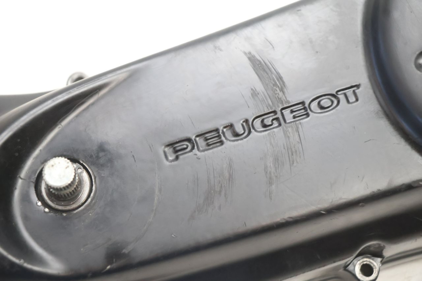 photo de DRIVE BELT COVER PEUGEOT TREKKER TKR 50 (2005 - 2014) - Alternative perspective
