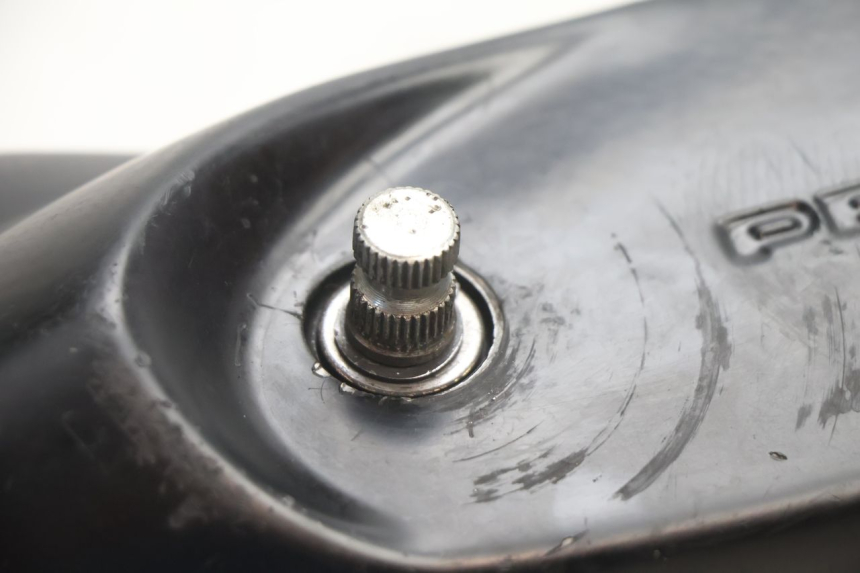 photo de DRIVE BELT COVER PEUGEOT TREKKER TKR 50 (2005 - 2014) - Technical close-up