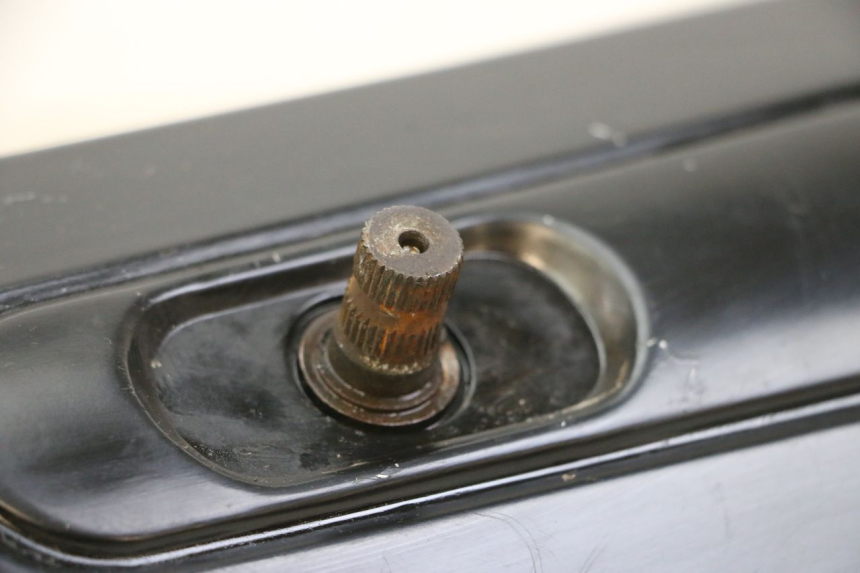 photo de DRIVE BELT COVER PEUGEOT TWEET PRO CARGO 50 (2018 - 2022) - Surface and material condition