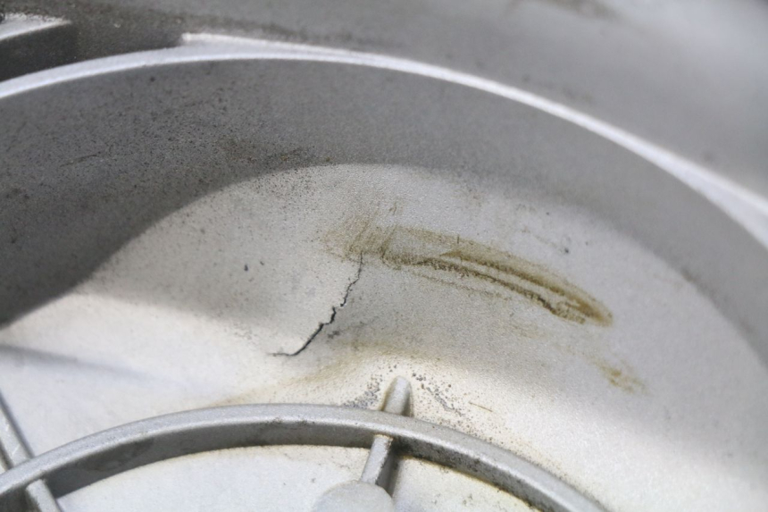 photo de VARIATOR COVER PIAGGIO VESPA GTS IGET ABS 125 (2017 - 2023) - Zoom on usage condition