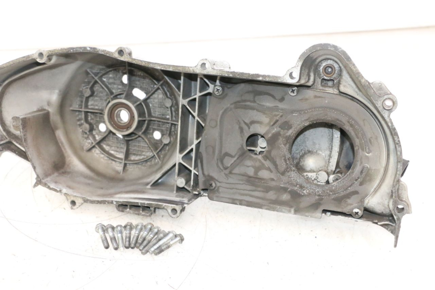 photo de VARIATOR COVER PIAGGIO X9 EVOLUTION 125 (2003 - 2007) - Distinctive features