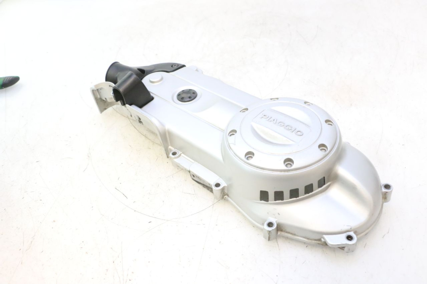 photo de DRIVE BELT COVER PIAGGIO ZIP IGET 4T 50 (2021 - 2023) - Fixing points details