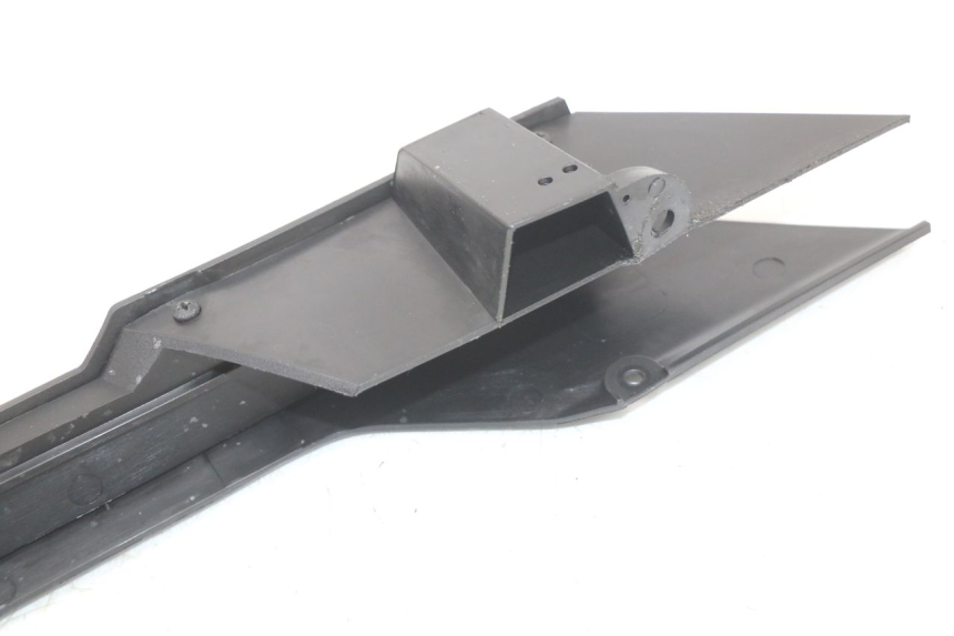 photo de CHAINGUARD HUSQVARNA SVARTPILEN 401 (2018 - 2023) - Fixing points details