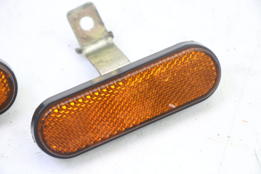 photo de REFLECTOR KYMCO AGILITY 4T 50 (2005 - 2018) - Zoom on usage condition