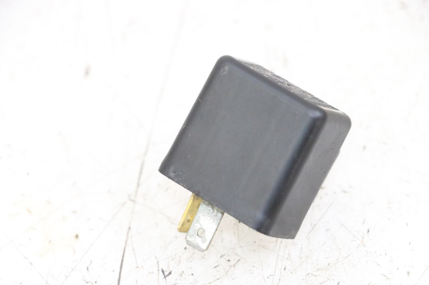 photo de TURN SIGNAL RELAY SUZUKI ADDRESS 110 (2015 - 2020) - Main view