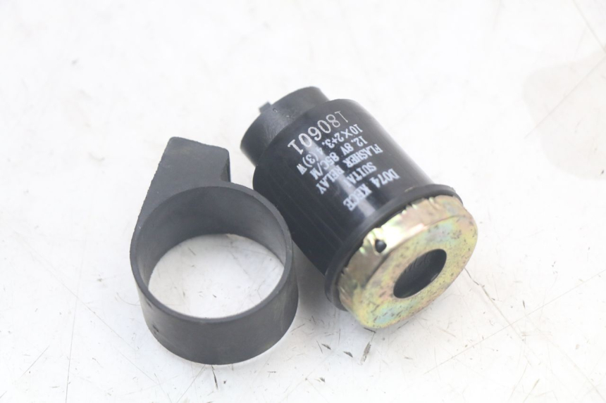 photo de FLASHER RELAY KYMCO AGILITY 4T 50 (2018 - 2022) - Component detail