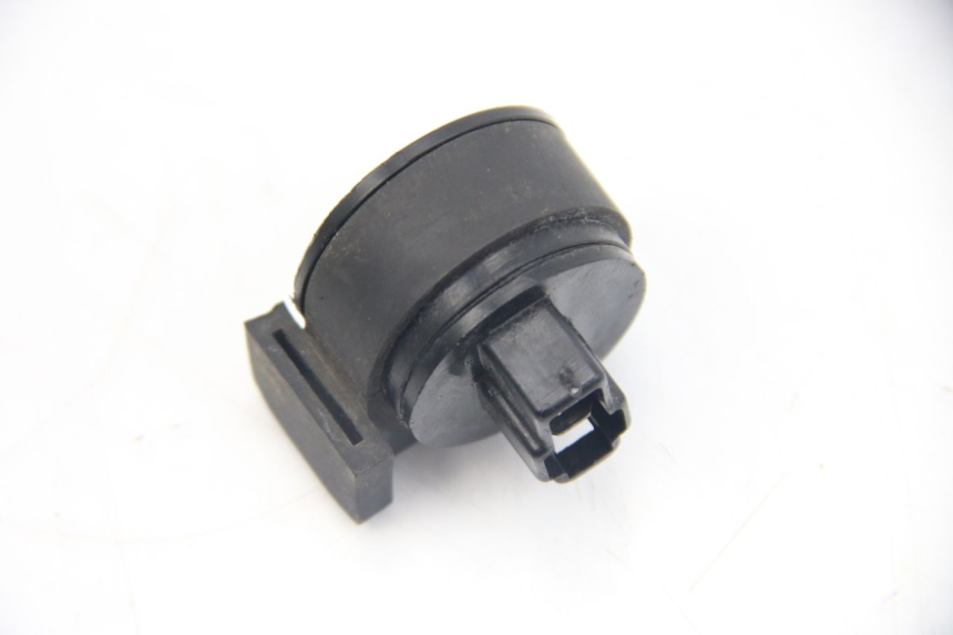 photo de TURN SIGNAL RELAY MBK BOOSTER NEXT GENERATION 50 (2004 - 2007) - Zoom on usage condition