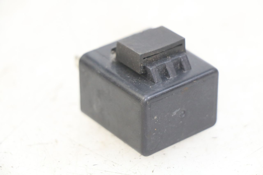 photo de FLASHER RELAY MBK BOOSTER SPIRIT 50 (1999 - 2003) - Component detail