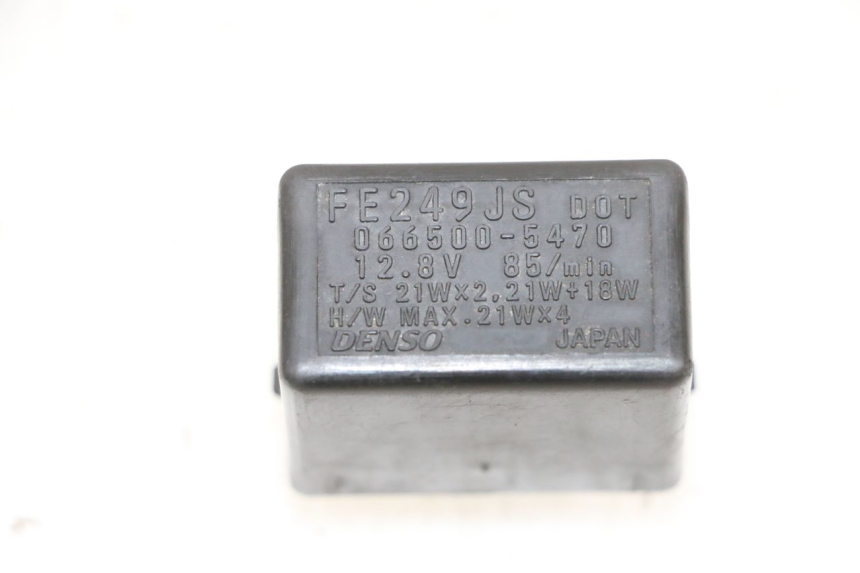 photo de TURN SIGNAL RELAY SUZUKI BURGMAN 650 (2013 - 2020) - Alternative perspective