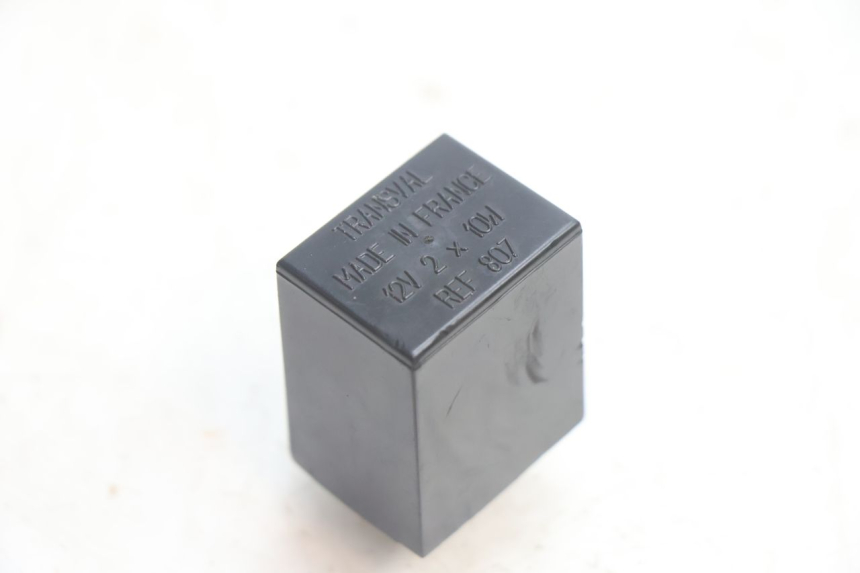 photo de TURN SIGNAL RELAY PEUGEOT BUXY 50 (1993 - 1998) - Component detail