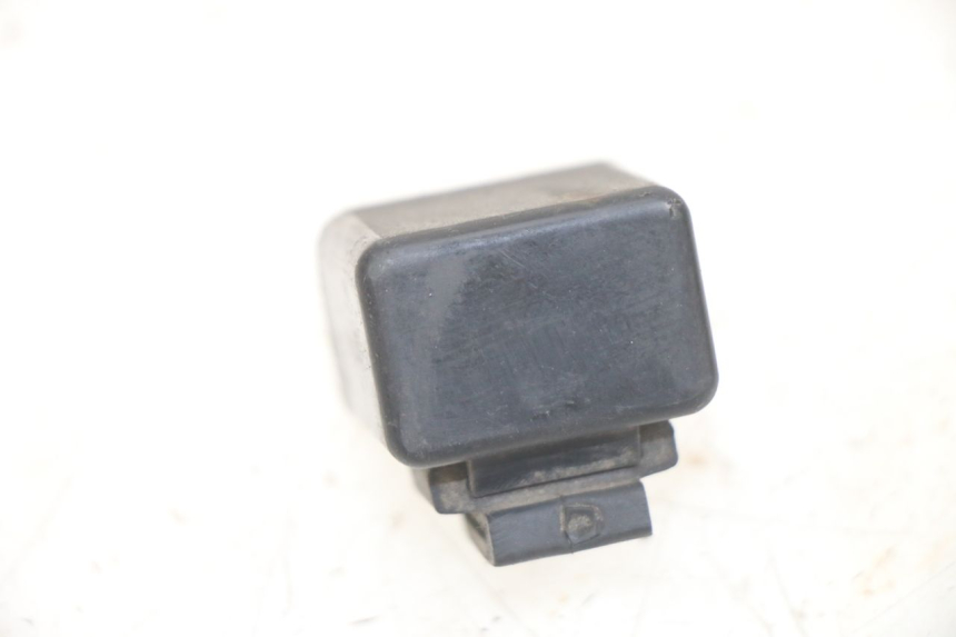 photo de FLASHER RELAY HONDA CA REBEL 125 (1995 - 2001) - Zoom on usage condition
