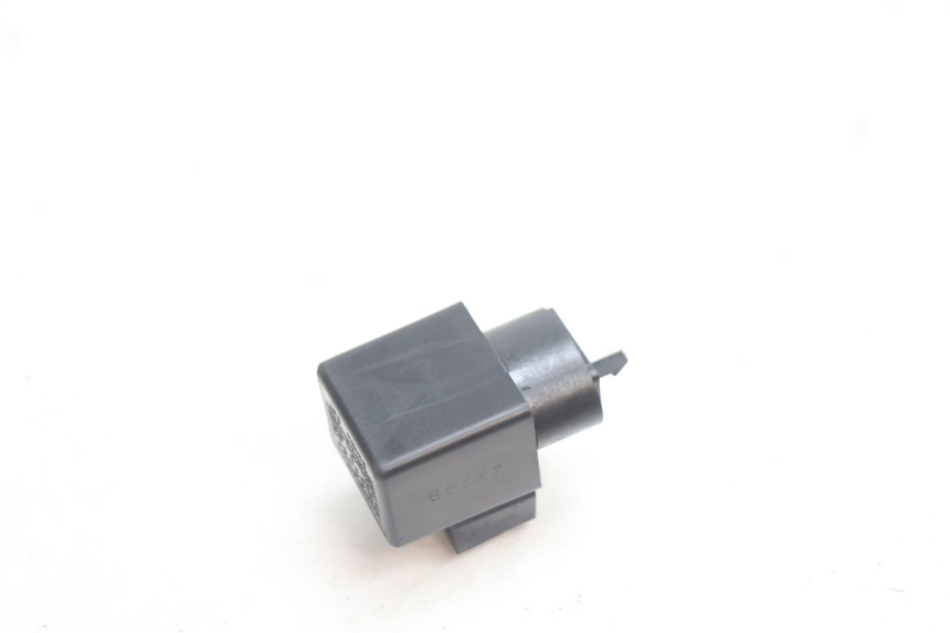 photo de TURN SIGNAL RELAY HONDA CB F HORNET 600 (2005 - 2006) - Main view