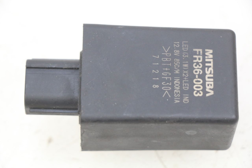 photo de FLASHER RELAY HONDA CB R 1000 (2018 - 2023) - Main view