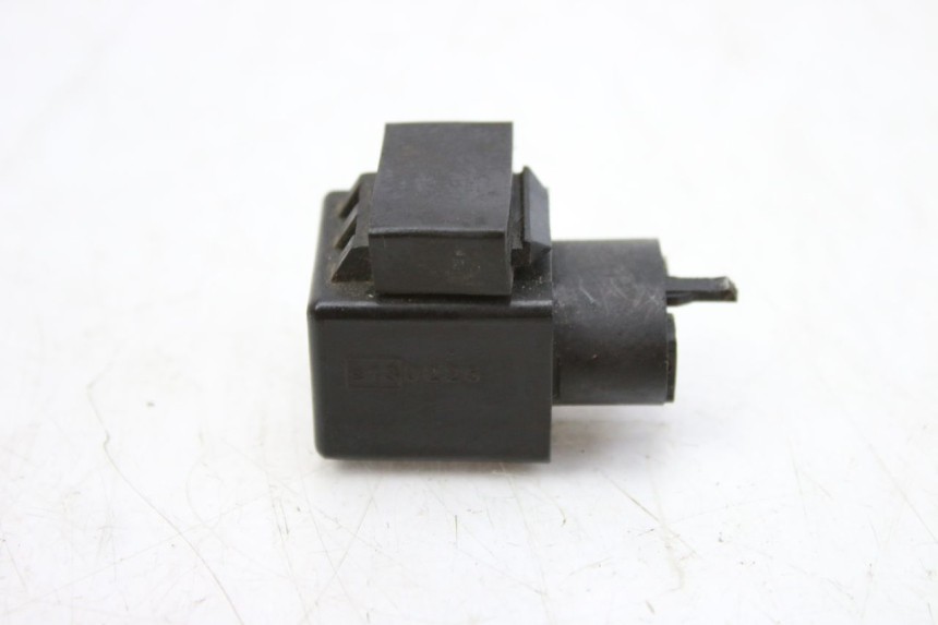 photo de FLASHER RELAY HONDA CBF 500 (2004 - 2007) - Zoom on usage condition