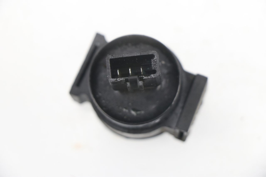 photo de TURN SIGNAL RELAY LONGJIA DIGITA 4T 50 (2019 - 2022) - Zoom on usage condition