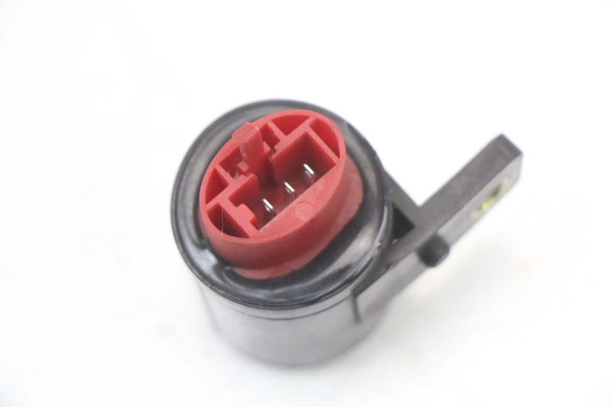 photo de FLASHER RELAY KYMCO DINK STREET 125 (2009 - 2014) - Zoom on usage condition