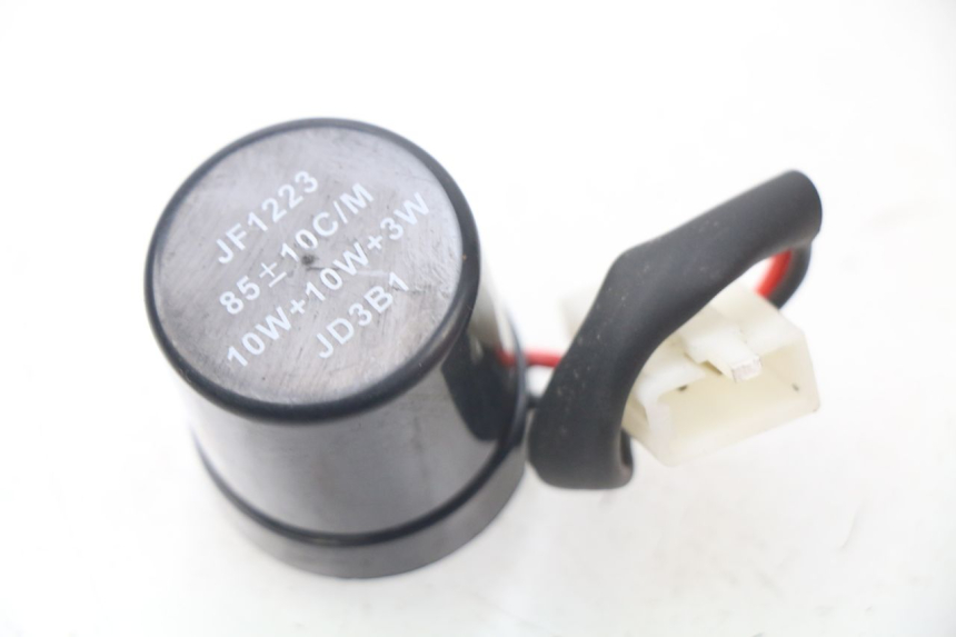 photo de TURN SIGNAL RELAY RIDE E1 1 (2014 - 2022) - Main view