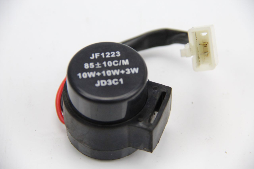 photo de TURN SIGNAL RELAY RIDE E1 1 (2014 - 2022) - Zoom on usage condition
