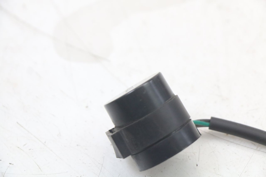 photo de TURN SIGNAL RELAY EBROH BRAVO GLE 1 (2020 - 2024) - Component detail