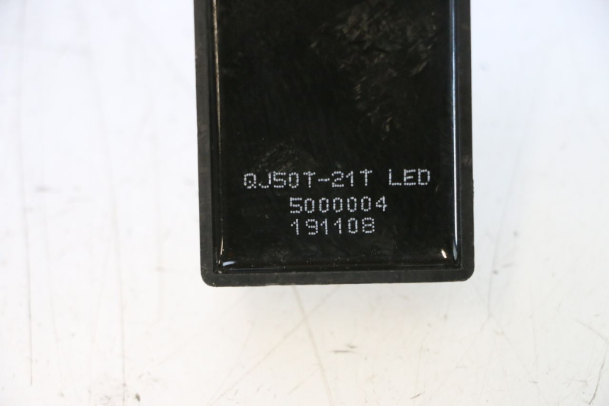 photo de TURN SIGNAL RELAY UNIT KEEWAY F-ACT FACT EVO 50 (2020 - 2026) - Zoom on usage condition