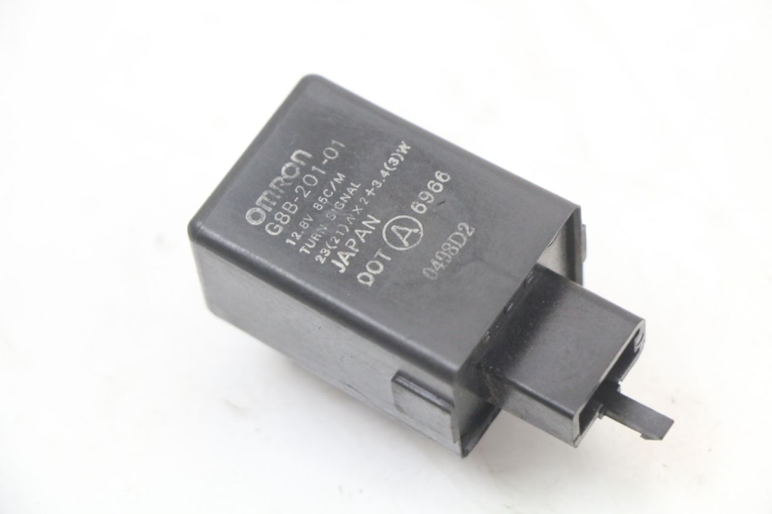 photo de FLASHER RELAY HONDA FES PANTHEON 2T 125 (1998 - 2002) - Main view