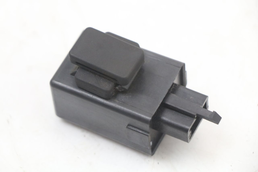 photo de FLASHER RELAY HONDA FES PANTHEON 2T 125 (1998 - 2002) - Alternative perspective