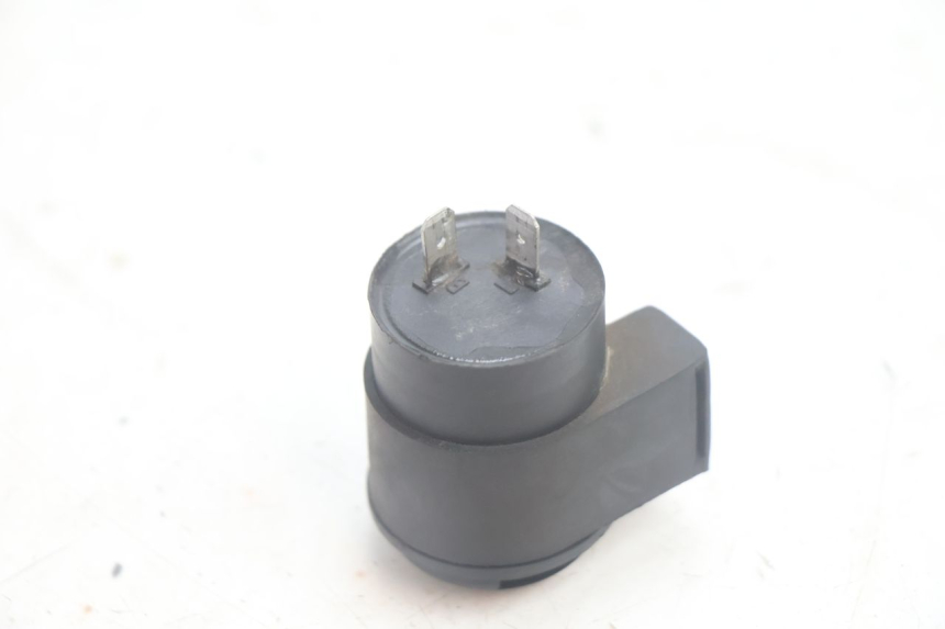 photo de TURN SIGNAL RELAY SYM FIDDLE 3 III 50 (2014 - 2020) - Alternative perspective