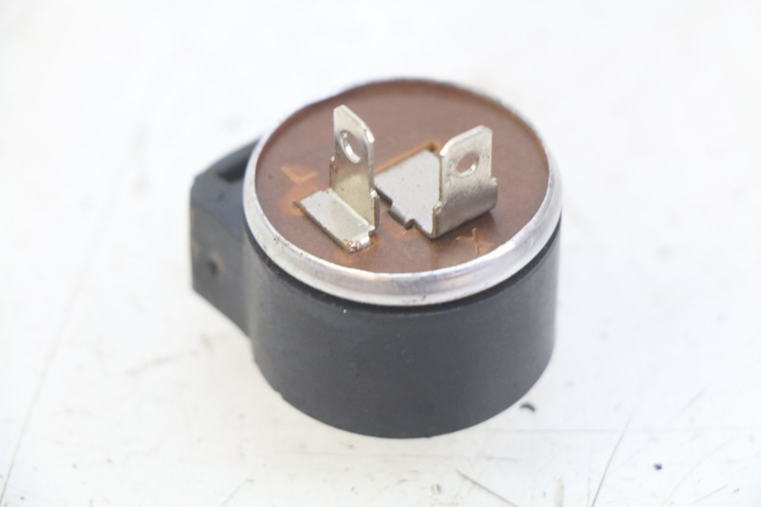 photo de FLASHER RELAY SUZUKI GSX-F GSX  F 1100 (1988 - 1994) - Zoom on usage condition