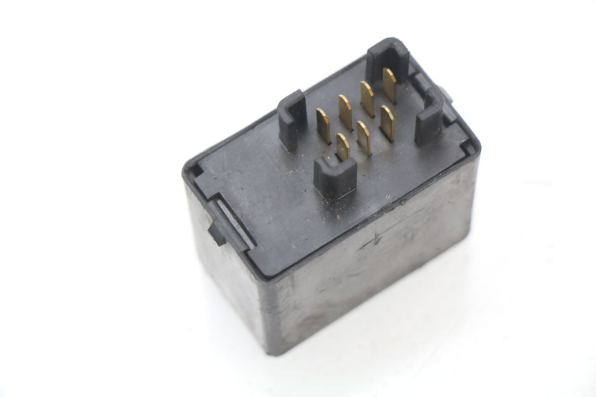 photo de TURN SIGNAL RELAY SUZUKI GSX-R GSXR 600 (2008 - 2010) - Zoom on usage condition