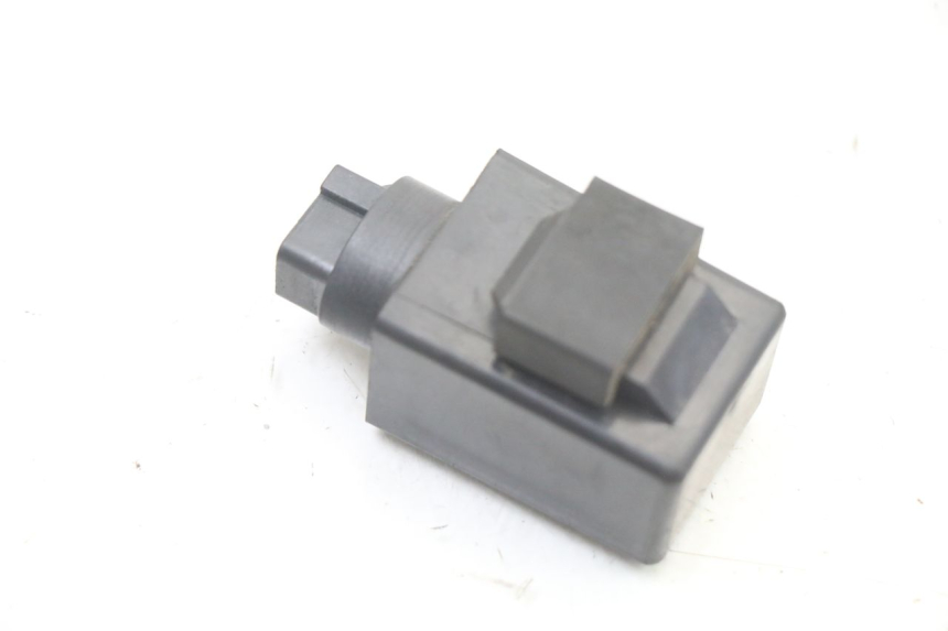 photo de FLASHING RELAY HONDA FES S-WING SWING ABS 125 (2007 - 2015) - Zoom on usage condition