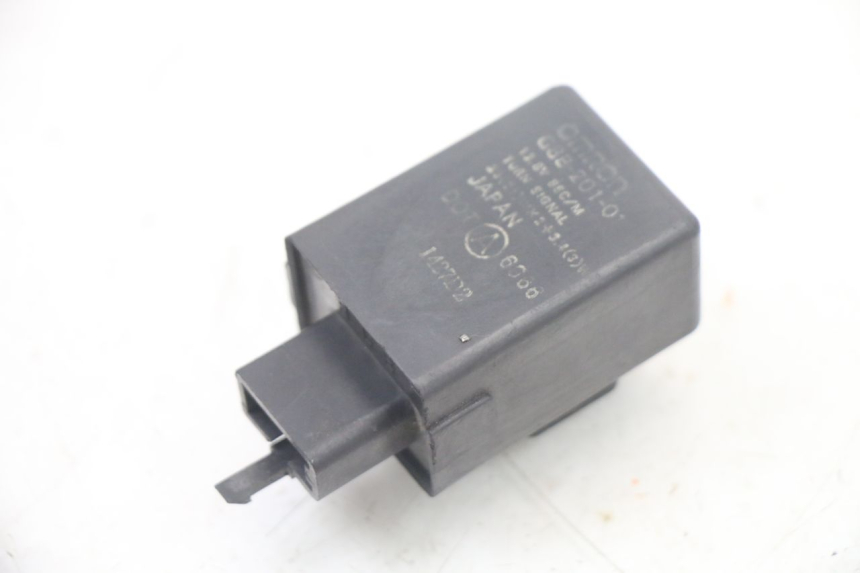 photo de TURN SIGNAL RELAY HONDA VT C2 SHADOW 750 (1997 - 2001) - Main view