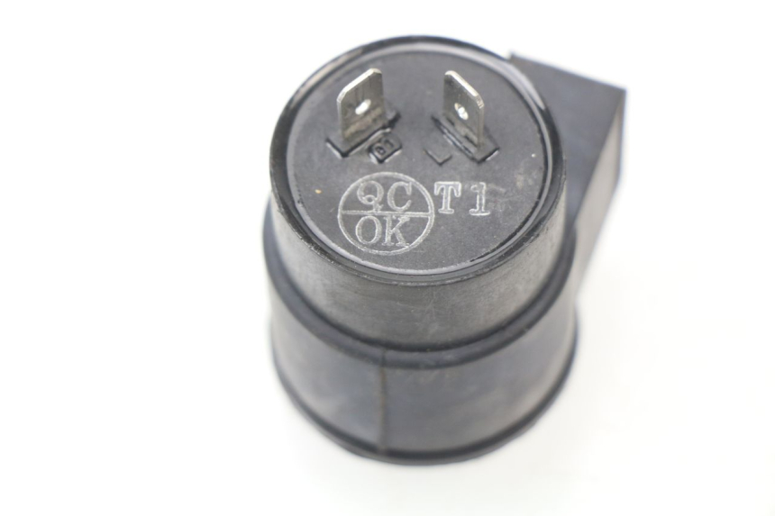 photo de TURN SIGNAL RELAY SYM JET 4 50 (2010 - 2014) - Zoom on usage condition