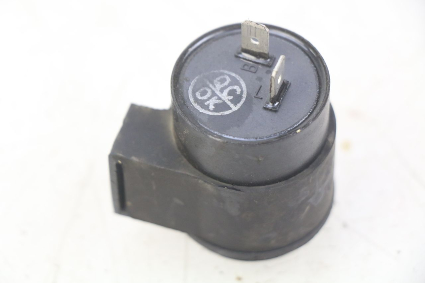photo de FLASHER RELAY SYM JET EURO X 2T 50 (2003 - 2007) - Zoom on usage condition