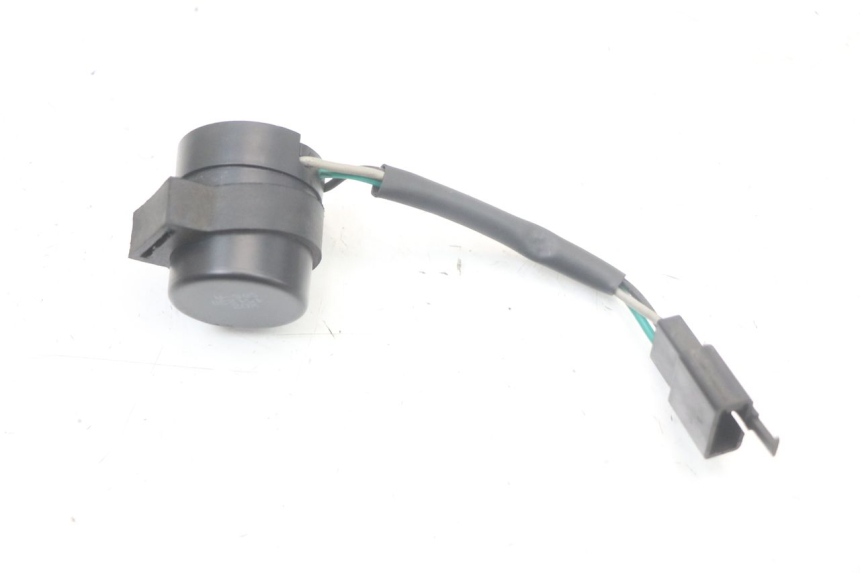 photo de TURN SIGNAL RELAY JM MOTORS VX 125 (2022 - 2025) - Zoom on usage condition