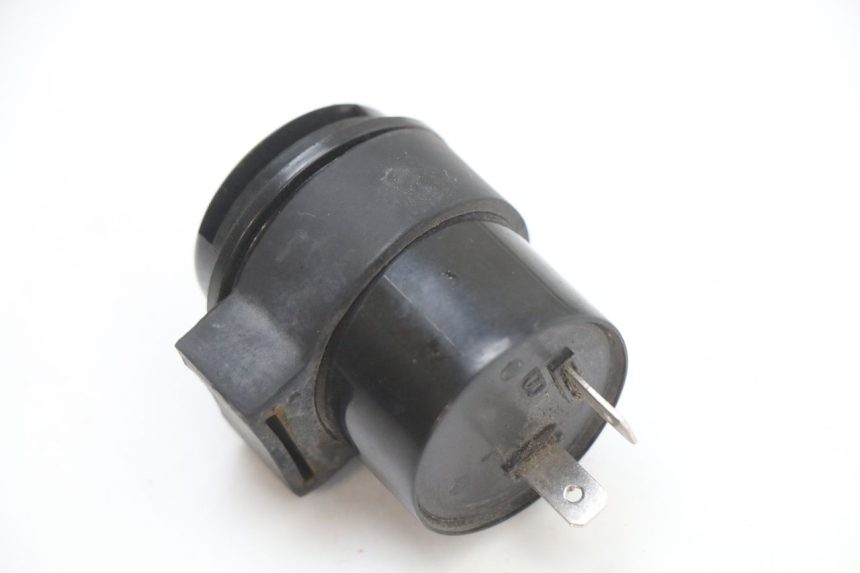 photo de FLASHER RELAY PEUGEOT KISBEE 4T 50 (2018 - 2022) - Zoom on usage condition