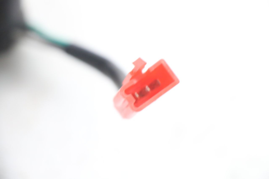 photo de TURN SIGNAL RELAY LONGJIA SHARPY 125 (2020 - 2024) - Technical close-up