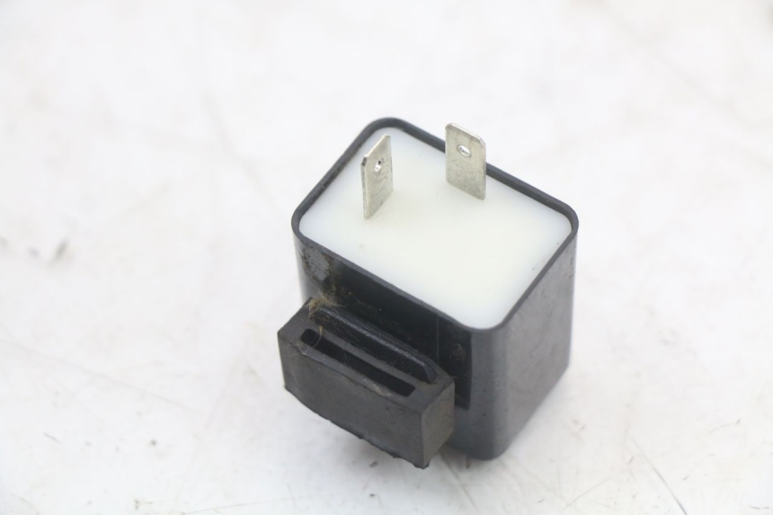 photo de TURN SIGNAL RELAY MASAI SCRAMBLER SPORT 125 (2021 - 2025) - Zoom on usage condition