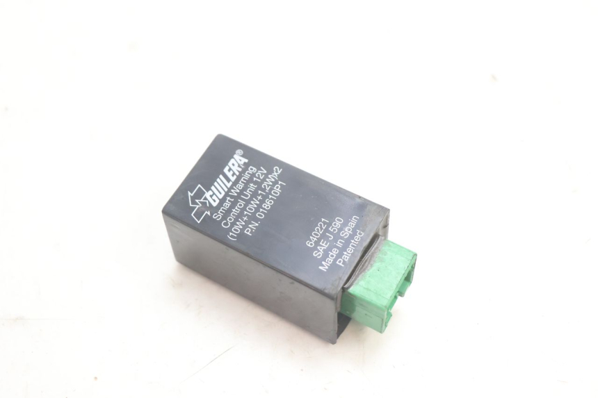 photo de TURN SIGNAL RELAY PIAGGIO MP3 LT 300 (2010 - 2016) - Main view