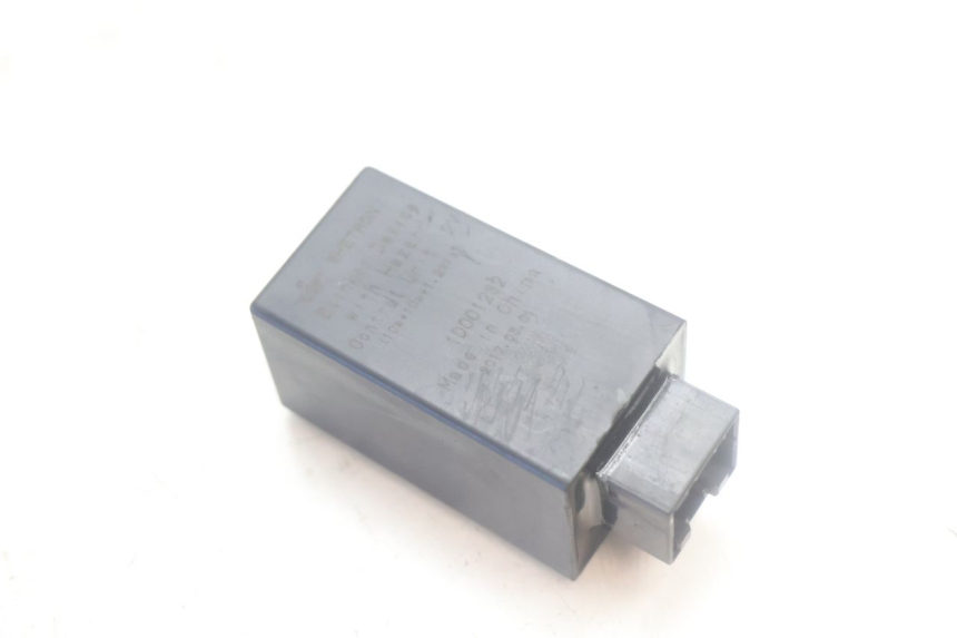 photo de TURN SIGNAL RELAY PIAGGIO MP3 500 (2016 - 2018) - Main view