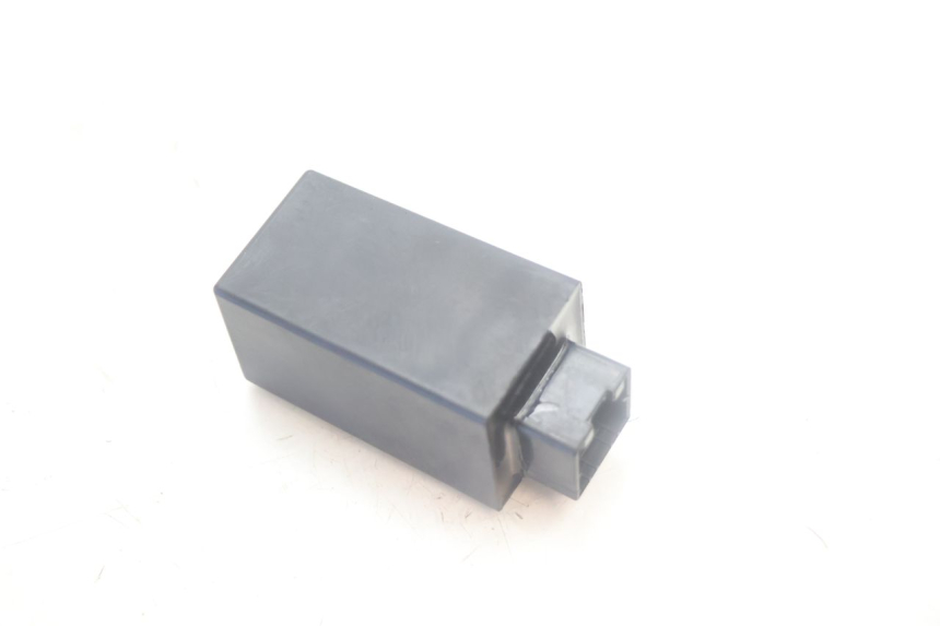 photo de TURN SIGNAL RELAY PIAGGIO MP3 500 (2016 - 2018) - Zoom on usage condition